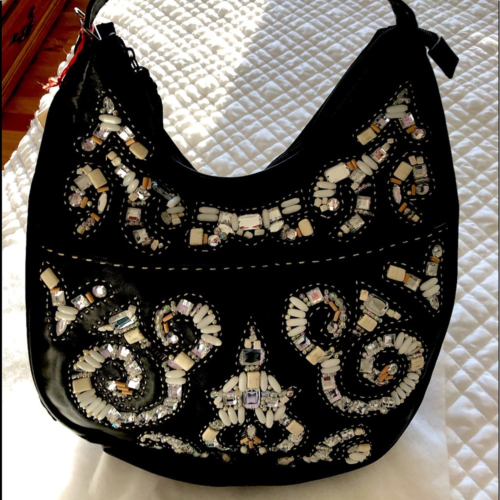 Braccialini Italian leather purse never used